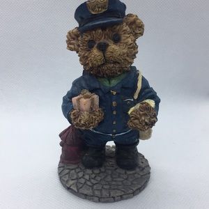 5/$15 Resin Teddy Bear Mailman